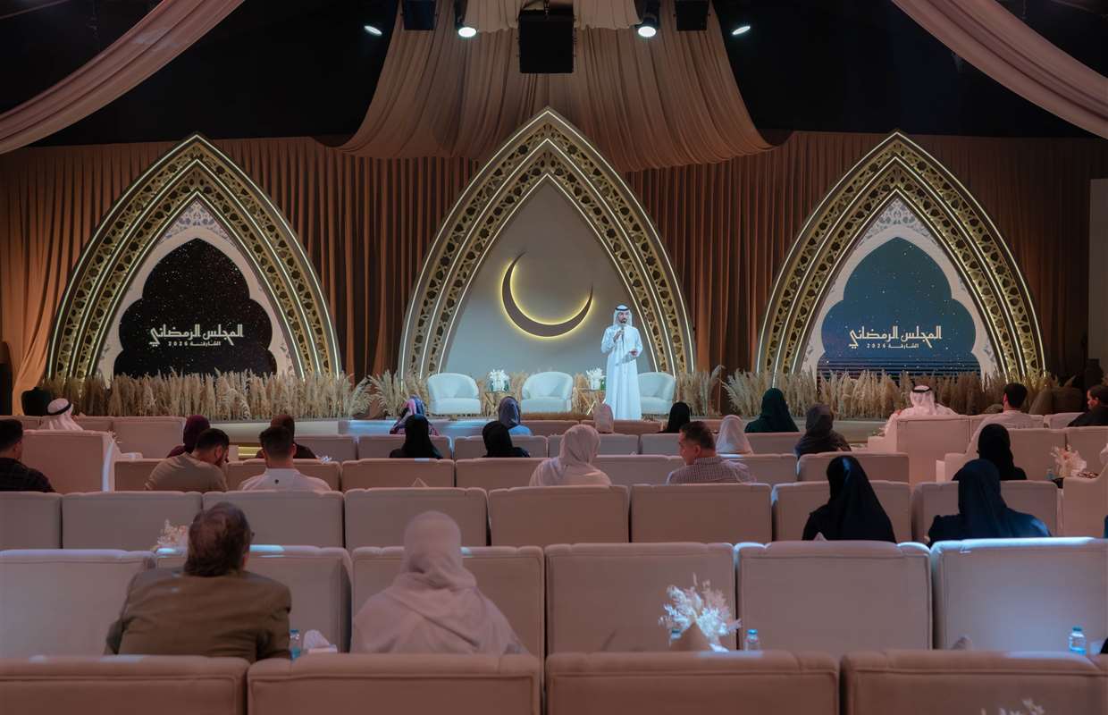 المجلس الرمضاني لنادي الشارقة للصحافة يستعرض رؤى النمو الشخصي ومفاهيم التوازن الحياتي