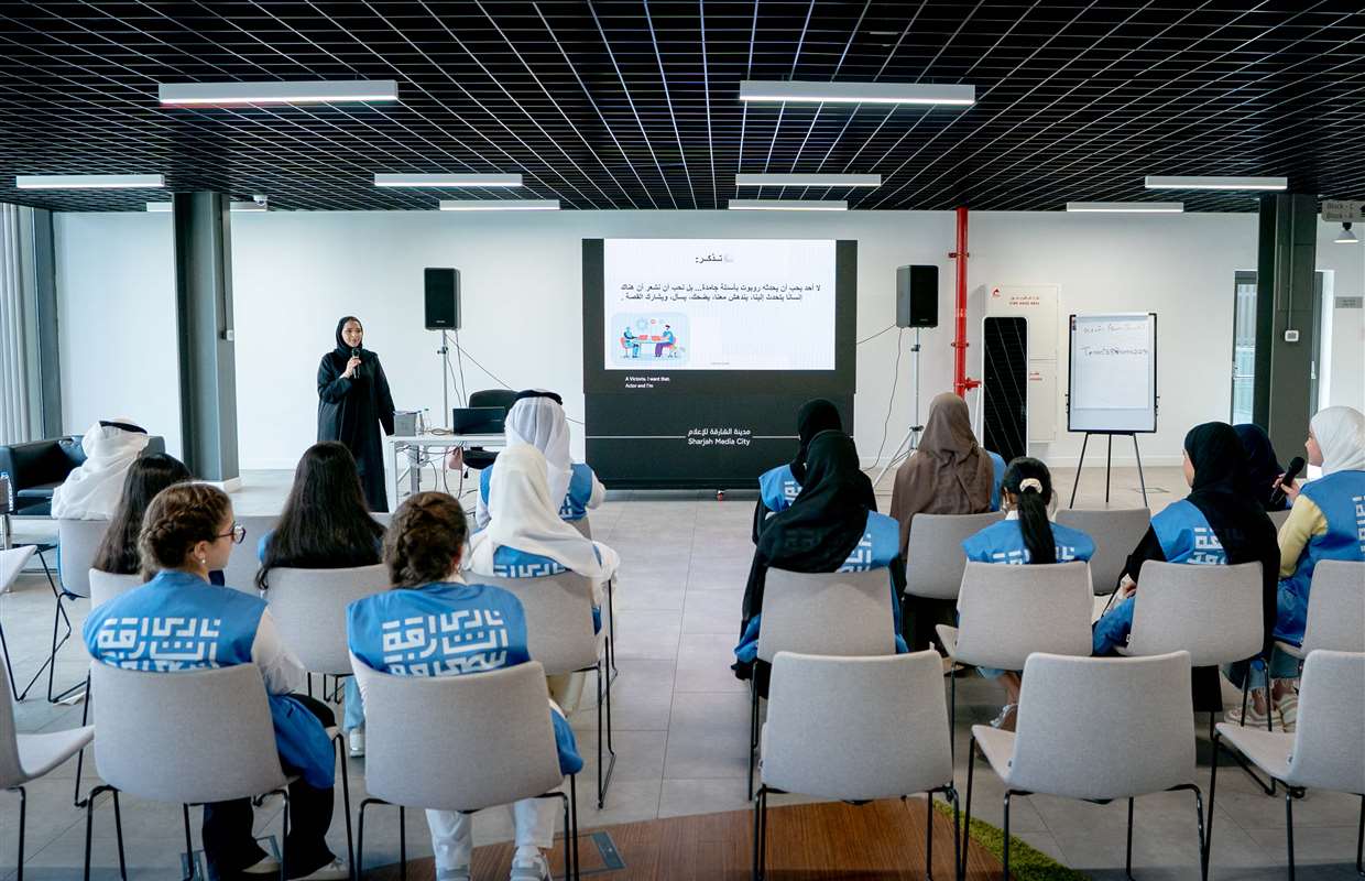 المكتب الإعلامي لحكومة الشارقة يطلق النسخة الثامنة من برنامج التدريب الإعلامي «إثمار»