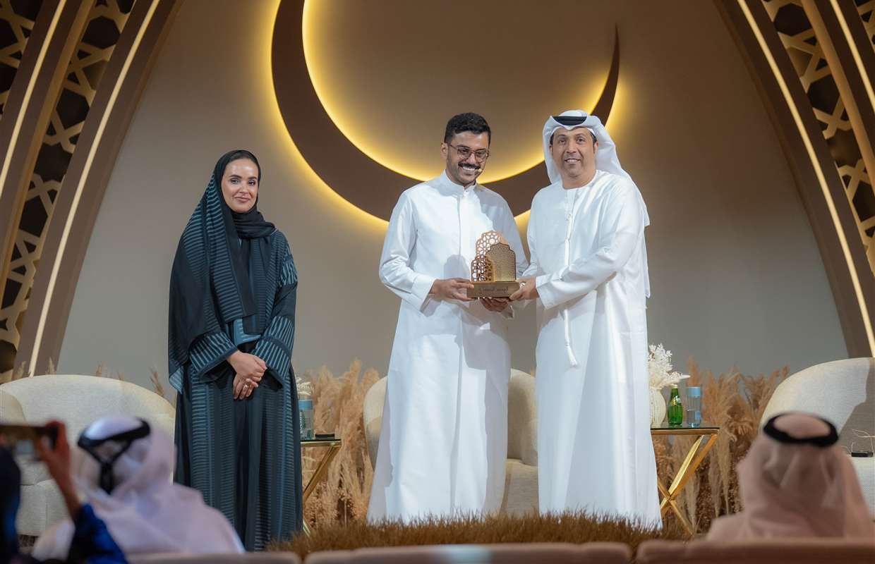 المجلس الرمضاني لنادي الشارقة للصحافة يستعرض رؤى النمو الشخصي ومفاهيم التوازن الحياتي